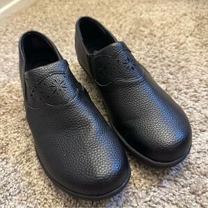 Flex Step Toni Wide Memory Foam Woman Black Slip on Shoes stars leather look